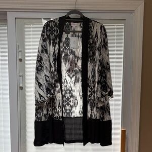 Bell sleeve kimono